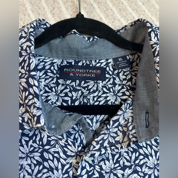 Roundtree & Yorke Blue and White Floral Casual Button Down Shirt Men’s XL - Picture 4 of 6